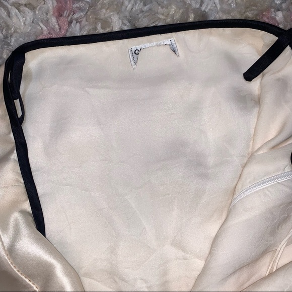 CHANEL silk blouse - Picture 6 of 9